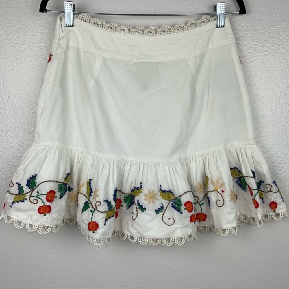FARM Rio Off White Skirt with Colorful Embroidery - Picture 2 of 7
